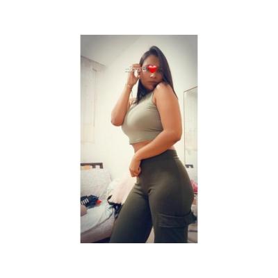 LUNA COLOMBIANA JOVENCITA Y MUY TRAVIESITA