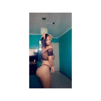 LUNA COLOMBIANA JOVENCITA Y MUY TRAVIESITA