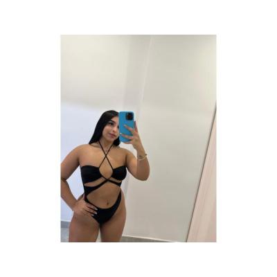 ¿QUIERES UNA RICA MAMADA?