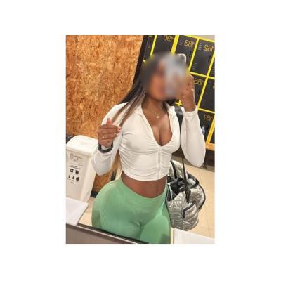 CLOE  HERMOSA MUJER COLOMBIANA