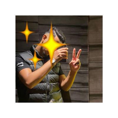 JOVEN 20 AÑOS ACTIVO SOLO MUJERES Y SALIDAS