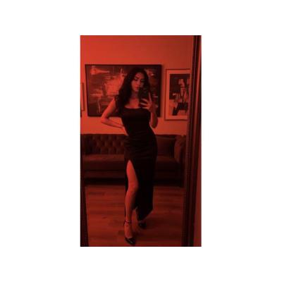 DANIELA HERMOS MUJER LATINA