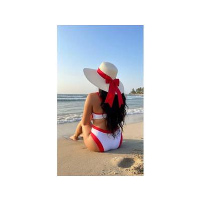 DANIELA HERMOS MUJER LATINA