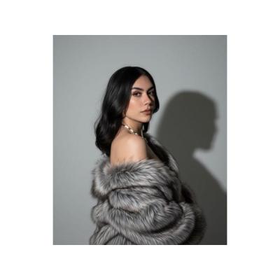 DANIELA HERMOS MUJER LATINA