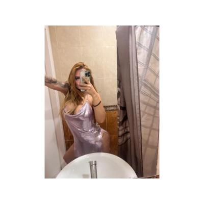 Hermosa y linda rubiecita juliana