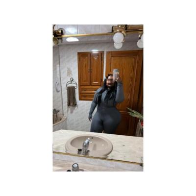 Hermosa y linda morena july