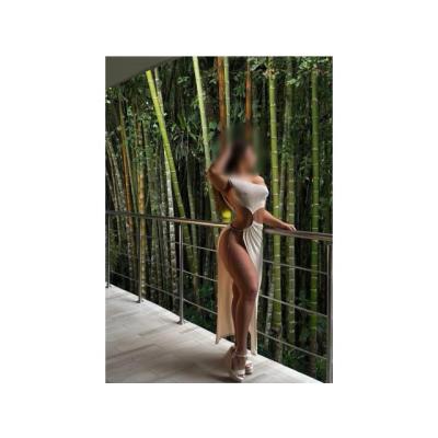 VALENTINA  HERMOSA MUJER COLOMBIANA