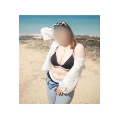 Yasmin masaje 30€ 30m ideal antiestrés