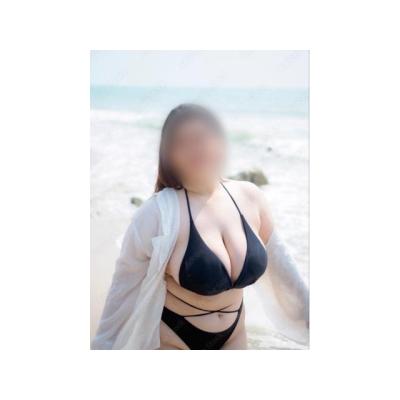 Yasmin masaje 30€ 30m ideal antiestrés