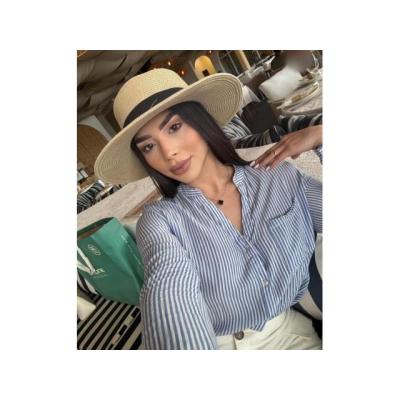 GEMIRÁS DE PLACER. . . SEXY LATINA 