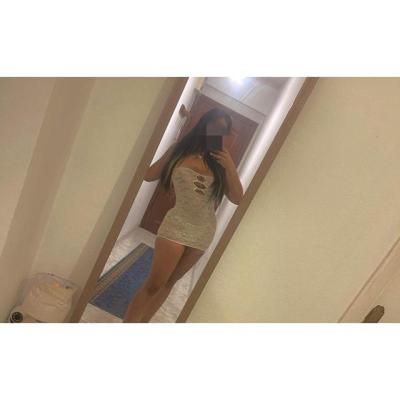 GEMIRÁS DE PLACER. . . SEXY VENEZOLANA