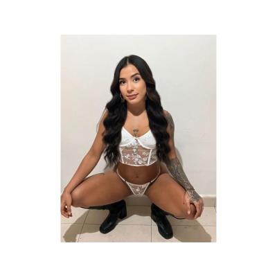 CAROLINE JOVENCITA BRASILEÑA de 18 AÑITOS