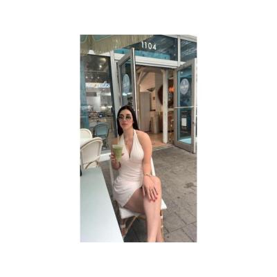 CAROLINE ATREVIDA JOVENCITA   NUEVA
