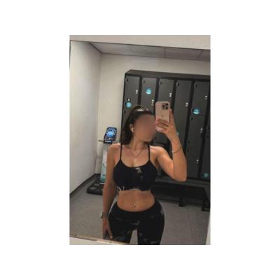 Carely encantadora y sexy