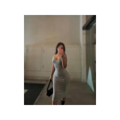 Carely encantadora y sexy