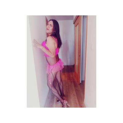 trans latina recién llegada a Irún amores