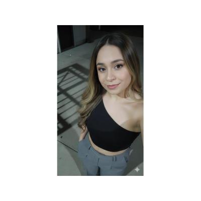 Carolina 🫦 dulce bombón y jugosa 