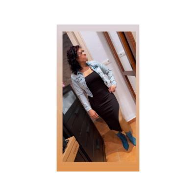 Sara 🫦 dulce bombón y jugosa