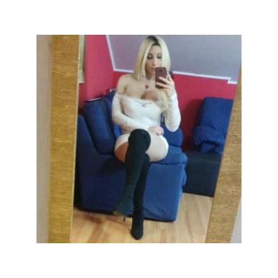 CRISTAL novedad llama o WhatsApp