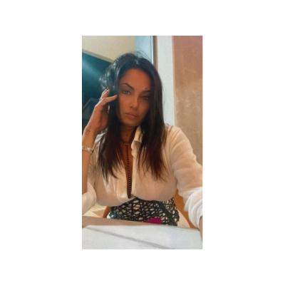 PASIÓN ITALIANA MATURE EN IBIZA