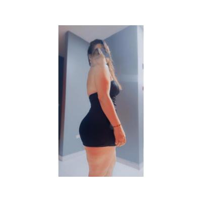 LATINA ARDIENTE Y APASIONADA