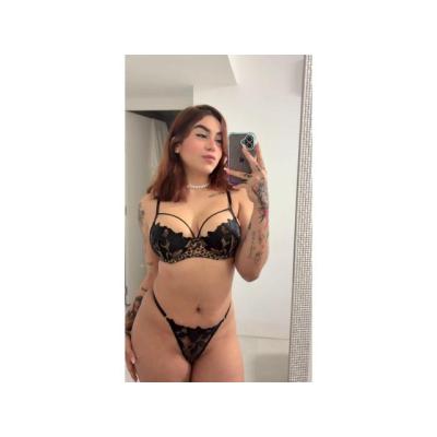 LA COLOMBIANA CACHONDA