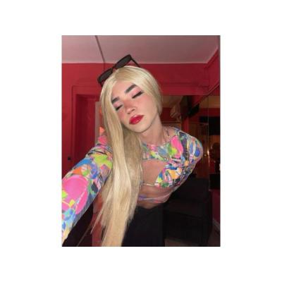 MAMADORA PIDE VERGA A PROFUNDIDAD