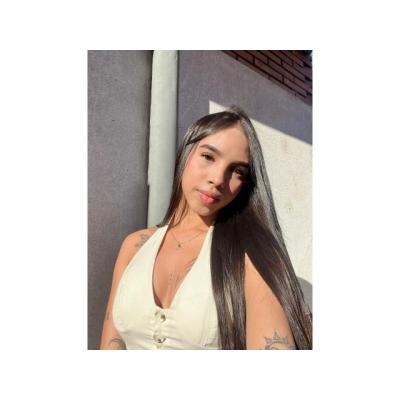 BRENDA HERMOSA MUJER COLOMBIANA