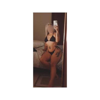 LINDAS CHICAS CON CURVAS DE INFARTO.