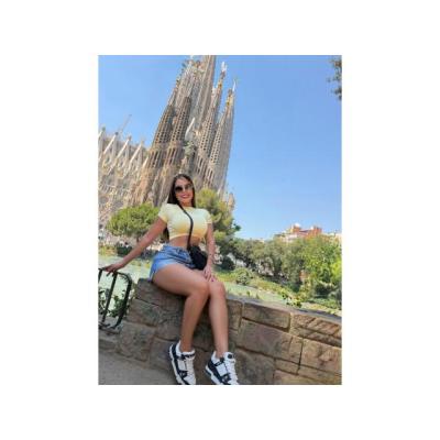 Soy Antonella, una latina  atrevida