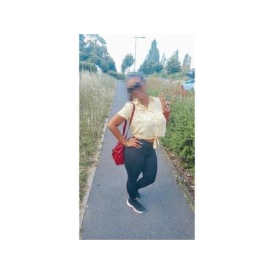 X VANESA UNA DAMA MUY PUTA EN LA CAMA