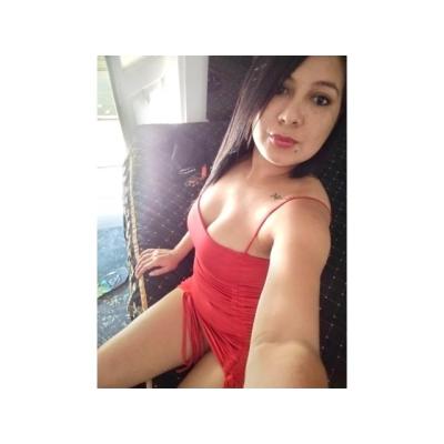 LATINA ARDIENTE Y APASIONADA