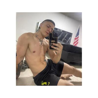 ARON SEXY ATRACTIVO LATINO FOGOSO