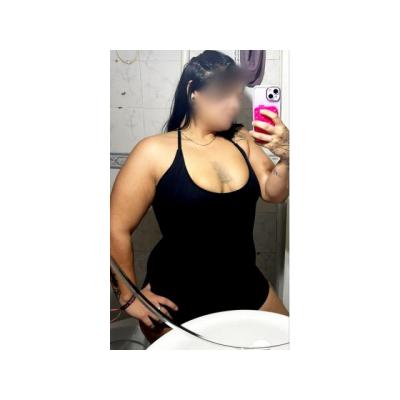 SOY LA CURVY QUE ESTAS BUSCANDO