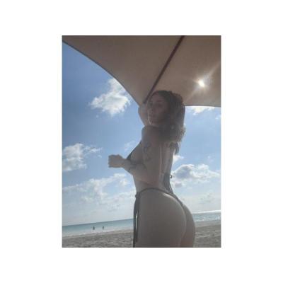 Soy una chica muy respetuosa y simpática.