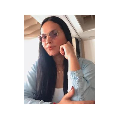 DOMINANTE Y EXPERTA EN PRINCIPIANTES