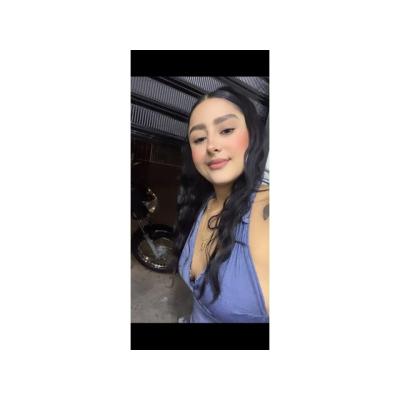 VIOLETA MUY ATRACTIVA NUEVA