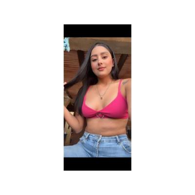 VIOLETA MUY ATRACTIVA NUEVA