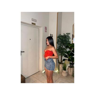 VALERIA. . LA MAS CALIENTE DE LA ZONA