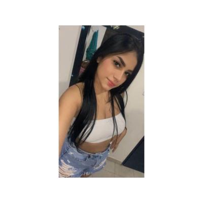 ANY MUY ATRACTIVA NUEVA