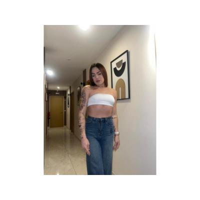 CAMILA LA MAS CHUPONA Y TRAGONA