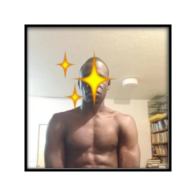 JOVEN FRANCES ACTIVO VARONIL