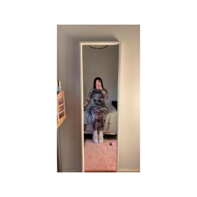 NICOL, MORBOSA COLOMBIANA DE PIEL BLANQUITA