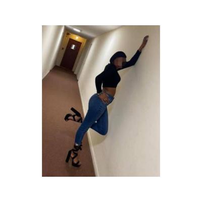 ROSITA –QUE ENCENDERÁ TUS DESEOS