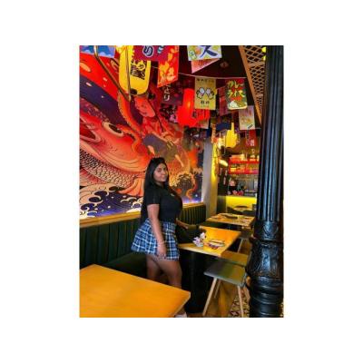 LA COLOMBIANA DE TUS SUEÑOS MÁS OSCUROS