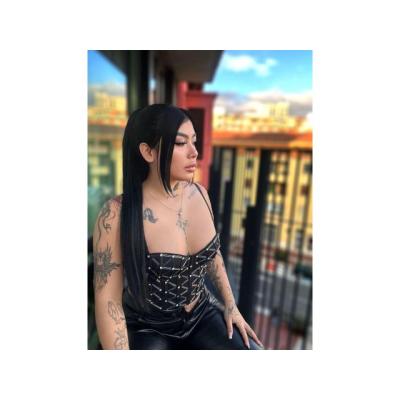 CUATRO AMIGAS LATINAS GUAPISIMAS 24H