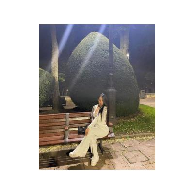 VICTORIA, ATREVIDA Y APASIONADA