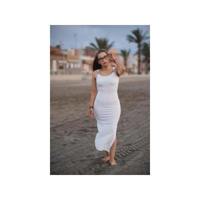 CHANEL HERMOSA MUJER COLOMBIANA