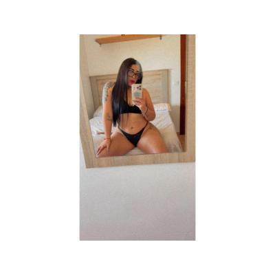 TRES AMIGAS GUAPISIMAS NOVEDAD 24H