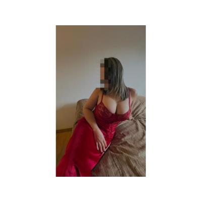 ARDIENTE Y SEXY LATINA PURA SEDUCCIÓN 